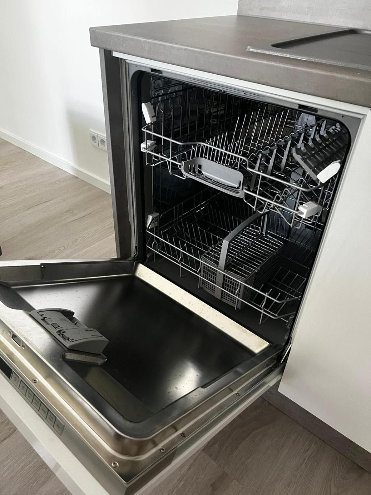 Ferienwohnung: Waldblick Hatten エクステリア 写真